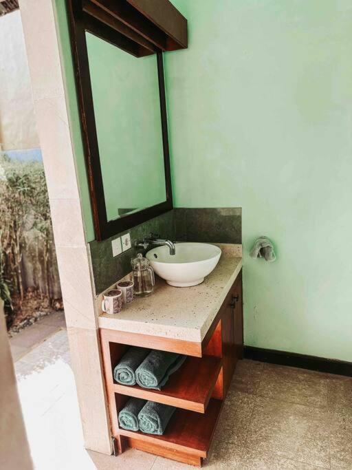 Beautiful In Center With Pool Villa Ubud