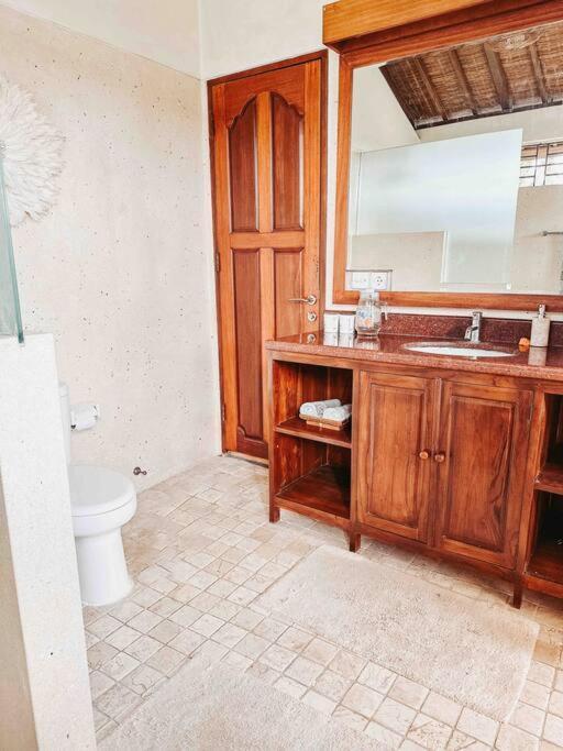 Beautiful Private Pool Walk To Town Center Sunrise Views Pousada *
